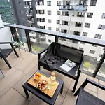North By Urbanesq Cortina I Apartament *