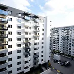 North By Urbanesq Cortina I Bucureşti