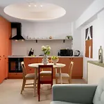 North By Urbanesq Cortina I * Bucureşti