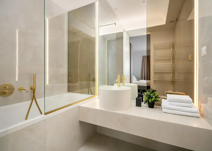 North By Urbanesq Cortina I Bucureşti