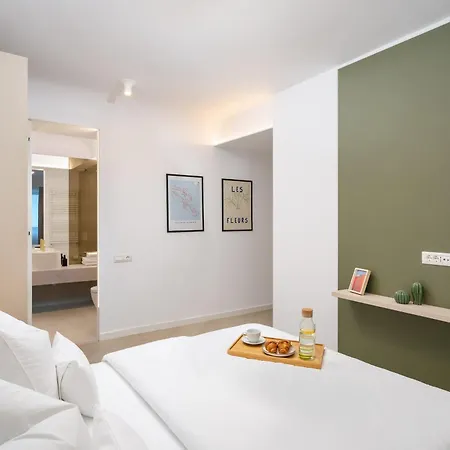 North By Urbanesq Cortina I